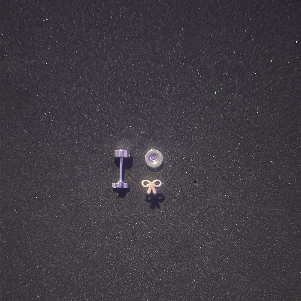 Silver bow Earring Set